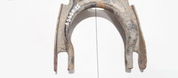 Peugeot 407 Front lower control arm/wishbone 446328c