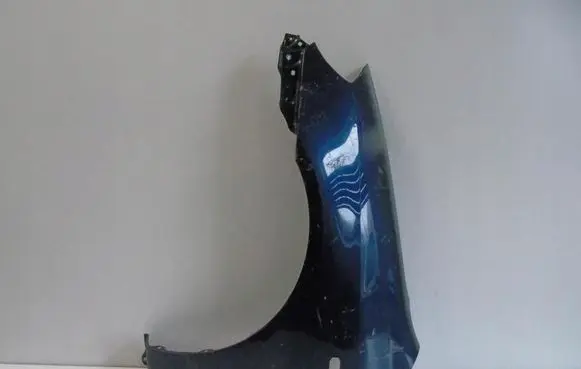 Toyota Corolla E120 E130 Fender