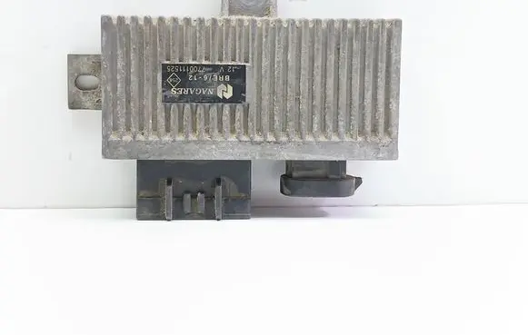 Renault Scenic I Glow plug pre-heat relay 7700111525
