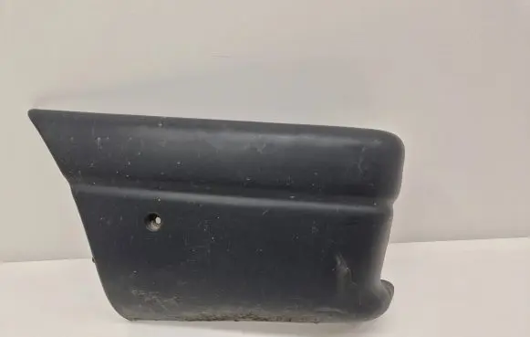 Rear bumper corner part panel trim