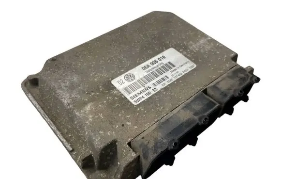 Volkswagen Golf IV Engine control unit/module 06A906019 5WP419003