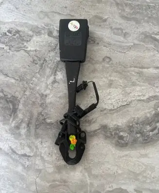 Audi A4 S4 B8 8K Front seatbelt buckle 8K0857755