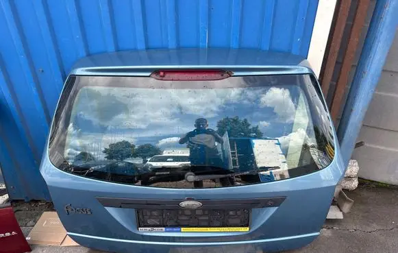 Ford Focus Tailgate/trunk/boot lid
