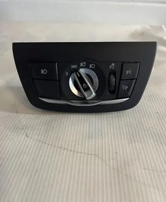 BMW X3 G01 Light switch 6995031 18347910 3054967090405