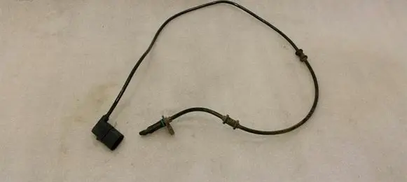 Mercedes-Benz C W205 ABS rear brake sensor A2059058503