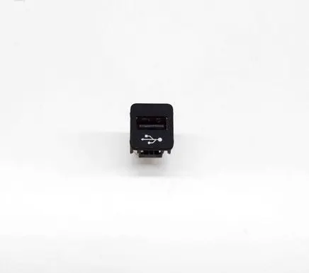 BMW 3 G20 G21 USB socket connector 9229294