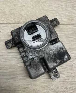 Audi A6 S6 C7 4G Headlight ballast module Xenon 8K0941597C