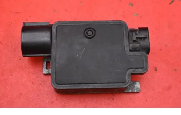 Ford Kuga I Relay mounting block 940002904