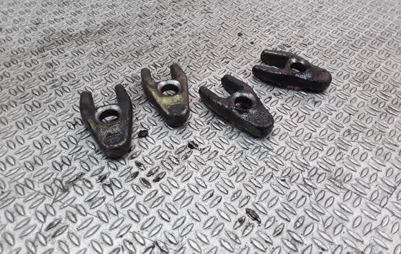 Renault Espace - Grand espace IV Fuel Injector clamp holder