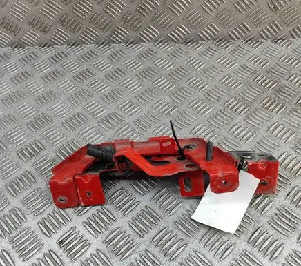 Jaguar I-Pace Fender mounting bracket J9D316291AC J9D316E129AB