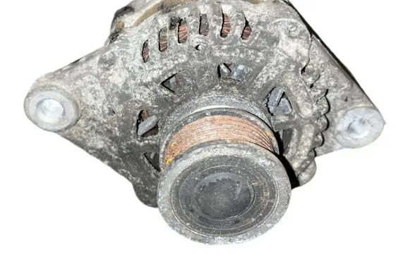 Opel Insignia A Generator/alternator 13502583
