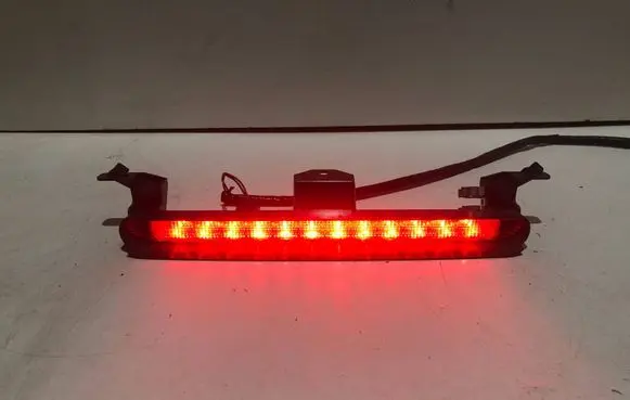 Volvo V70 Third/center stoplight 30678549 16511100