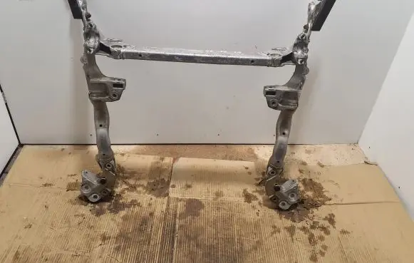 Audi A5 8T 8F Front subframe 8T0399315J