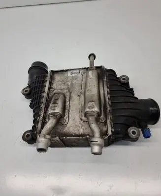 Jaguar XE Intercooler radiator GX736K775AB