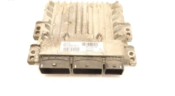 Renault Megane III Engine control unit/module ECU S180067109