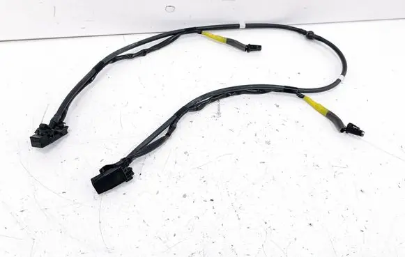 Toyota bZ4X Windshield washer spray nozzle 