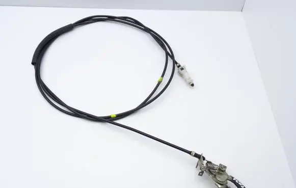 Toyota Corolla Verso E121 Fuel cap flap release cable 
