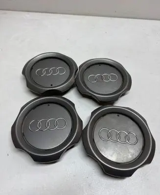 Audi A6 Allroad C5 R17 wheel hub/cap/trim 4Z7601165A