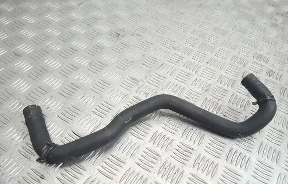 Land Rover Discovery 3 - LR3 Engine coolant pipe/hose