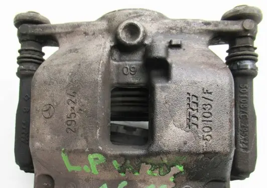 Mercedes-Benz C W205 Front brake caliper 595X24