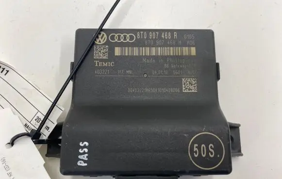 Audi A5 8T 8F Gateway control module 8T0907468H 8T0907468R
