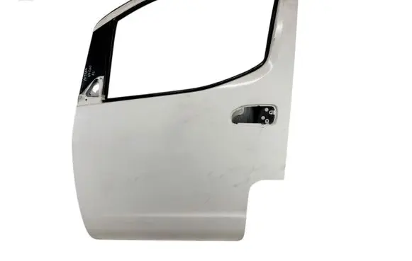 Nissan NV200 Front door