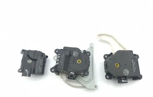 Toyota Corolla Verso AR10 Air flap motor/actuator 1138002051 AE0637008930 AE0637008610