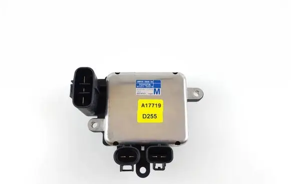 Lexus GS 300 350 430 450H Fan control module 8925730070 89257-30070 499300-3300