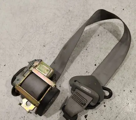 Renault Scenic I Rear seatbelt A509279