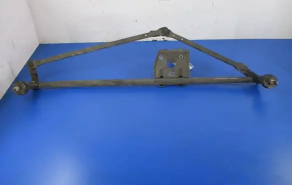 Opel Movano A Front wiper linkage and motor