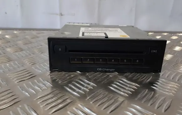 Audi A6 S6 C7 4G CD/DVD changer 8X0035110A 8X0035110