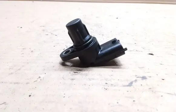 Opel Corsa D Camshaft position sensor 0232103052