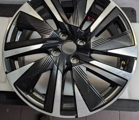 Peugeot 2008 II R18 alloy rim 9828186880