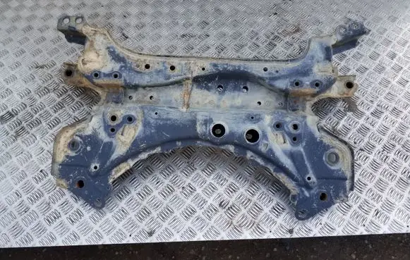 Toyota RAV 4 (XA30) Front subframe