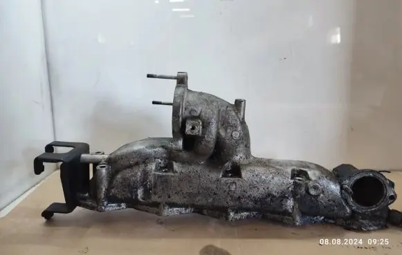 Hyundai Santa Fe Intake manifold