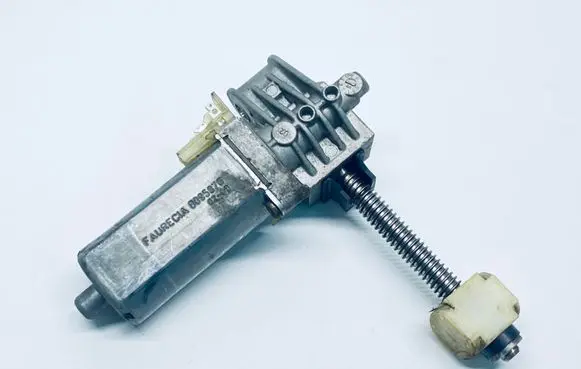 BMW 7 E65 E66 Seat adjustment motor 0390201956