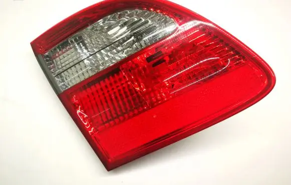 Mercedes-Benz E W211 Tailgate rear/tail lights A2118201464