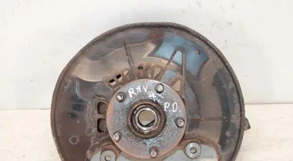 Toyota RAV 4 (XA40) Front wheel hub F180R W0034 160412
