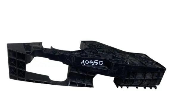 Lexus IS 220D-250-350 Front bumper mounting bracket 5211653020