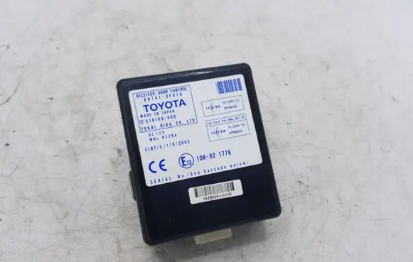 Toyota Corolla Verso E121 Door control unit/module 897410F010