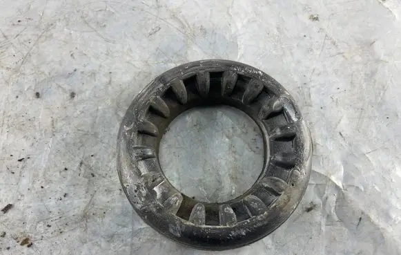 Ford Focus Rear coil spring rubber mount AV615599DD AV615599DD56
