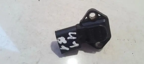 Volkswagen PASSAT B5 Air pressure sensor 0281002177