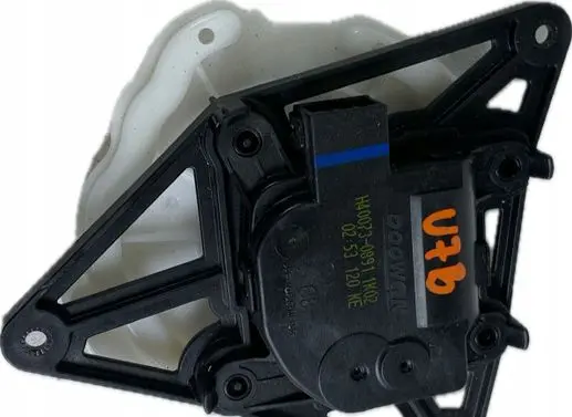 Hyundai Palisade Coolant heater control valve H400730891