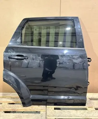 Fiat Freemont Rear door