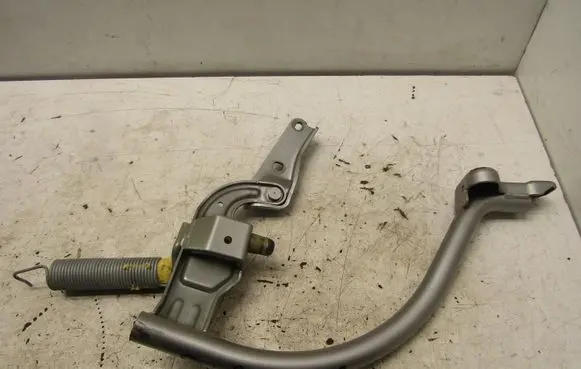 Volkswagen PASSAT B8 Tailgate hinge 3G5827302A