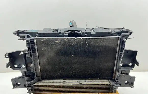 Renault Megane III Front piece kit 