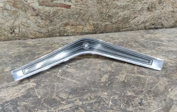 Buick LeSabre Steering wheel trim 9742671