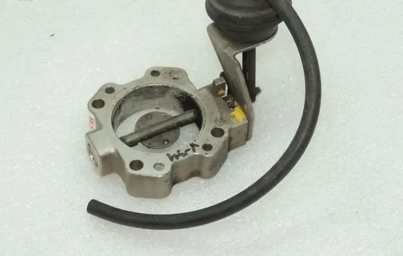 Volvo V50 EGR valve 36050570 8699208