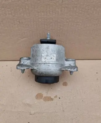 Jaguar XE Engine mount bracket