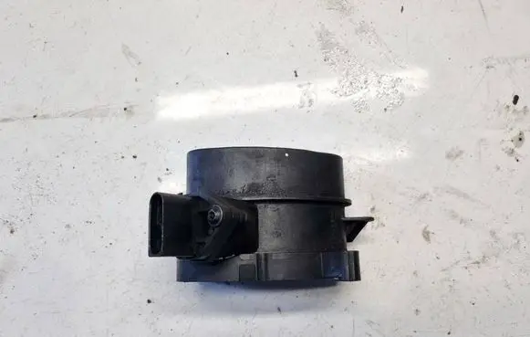 BMW 3 E46 Mass air flow meter 0928400468 7787076.0